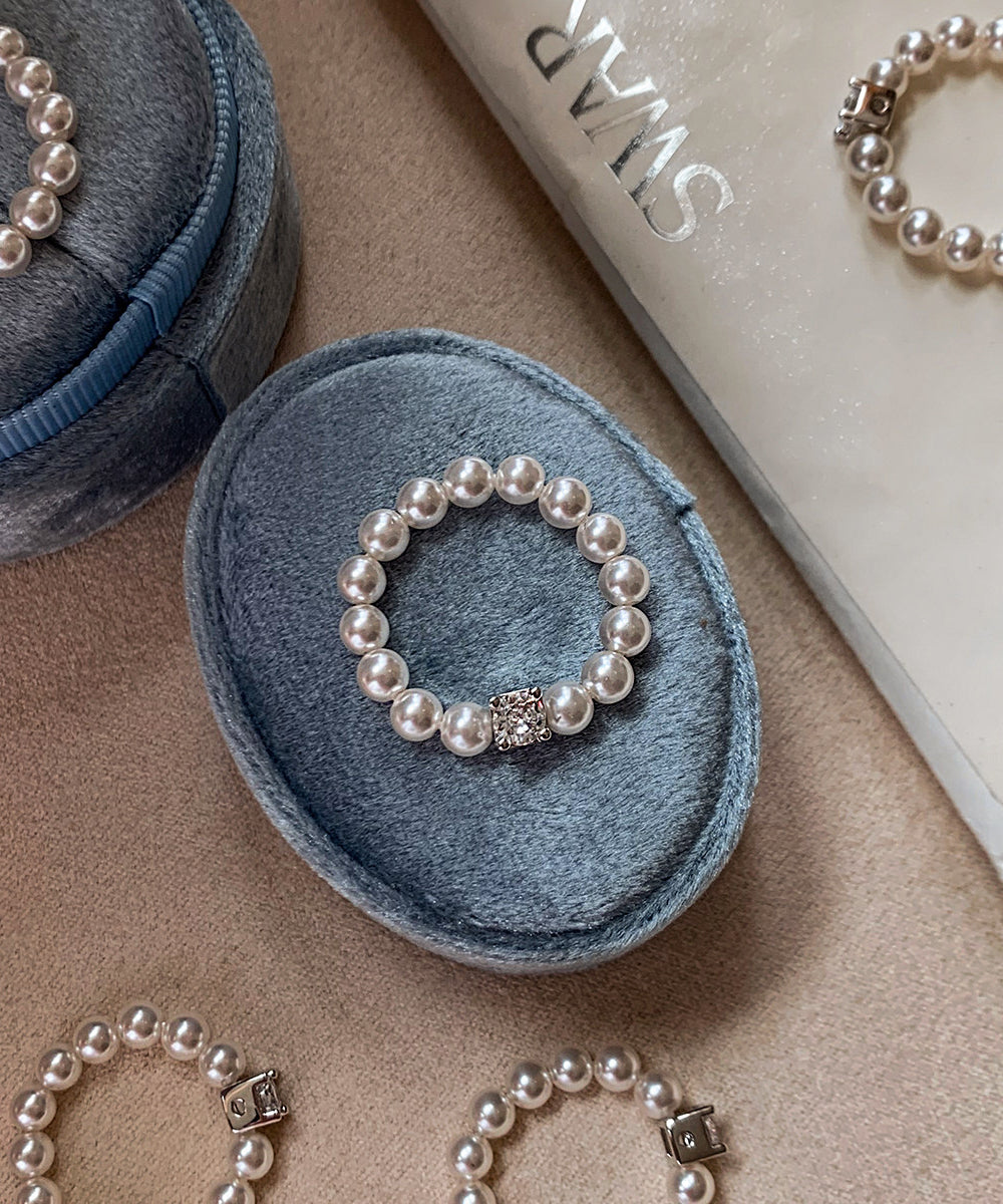 Classy White Pearl Fine Zircon Elastic Ring