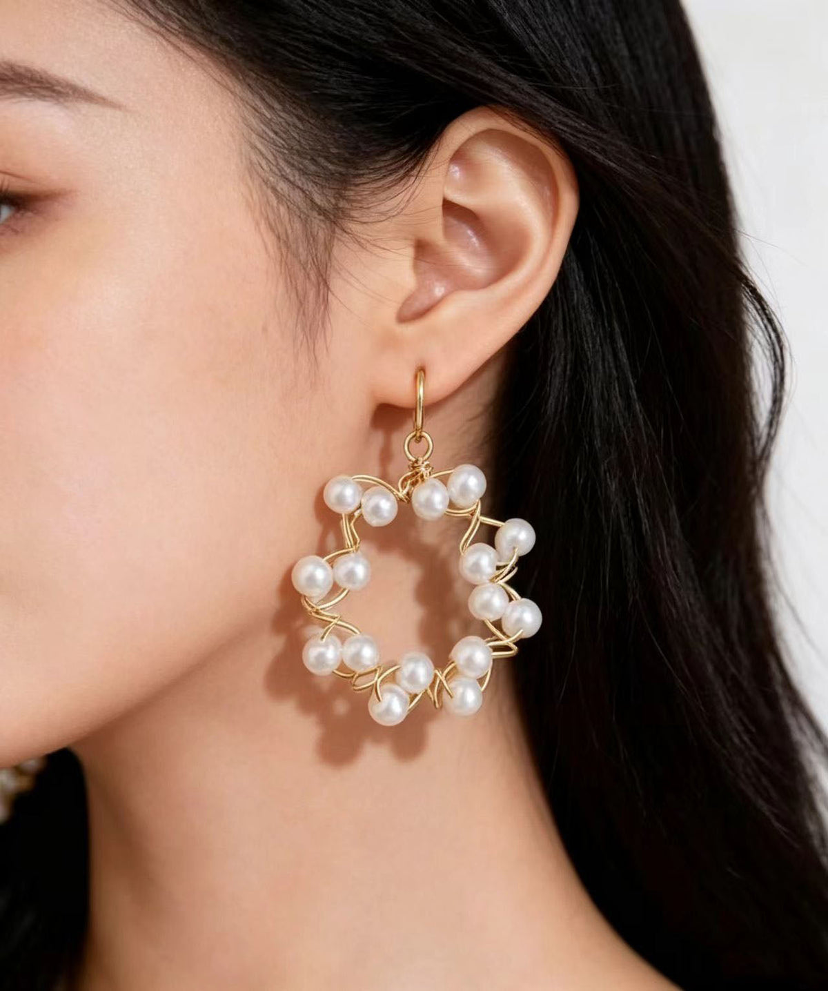 Classy White Ring-shaped Pearl Drop Earrings