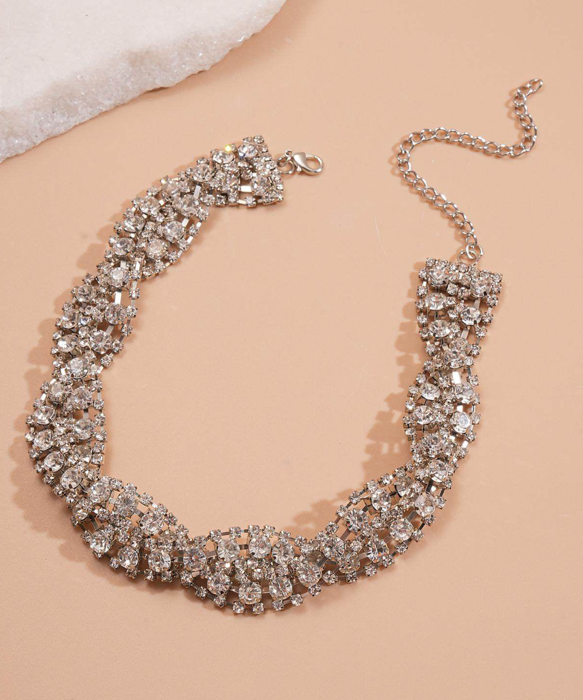 Classy White Sparkling Zircon High Quality Collar Necklace