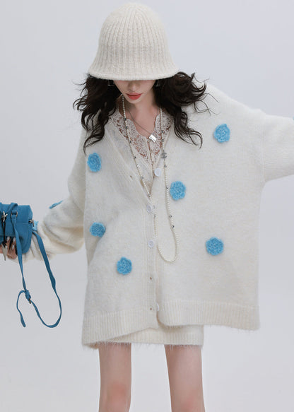 Cozy White Oversized Knit Cardigan Flower Decorated Winter