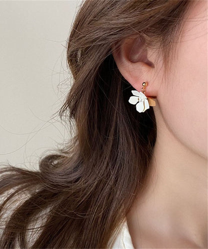 Cut Yellow Copper Overgild Asymmetrical Floral Drop Earrings