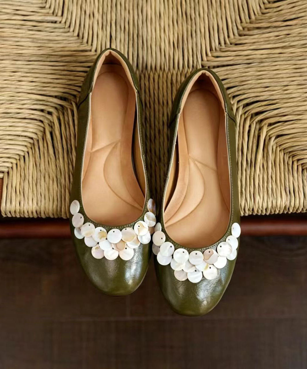 DIY Green Shell Decoration Flat Shoes Faux Leather