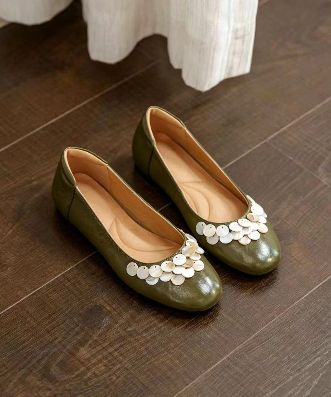 DIY Green Shell Decoration Flat Shoes Faux Leather