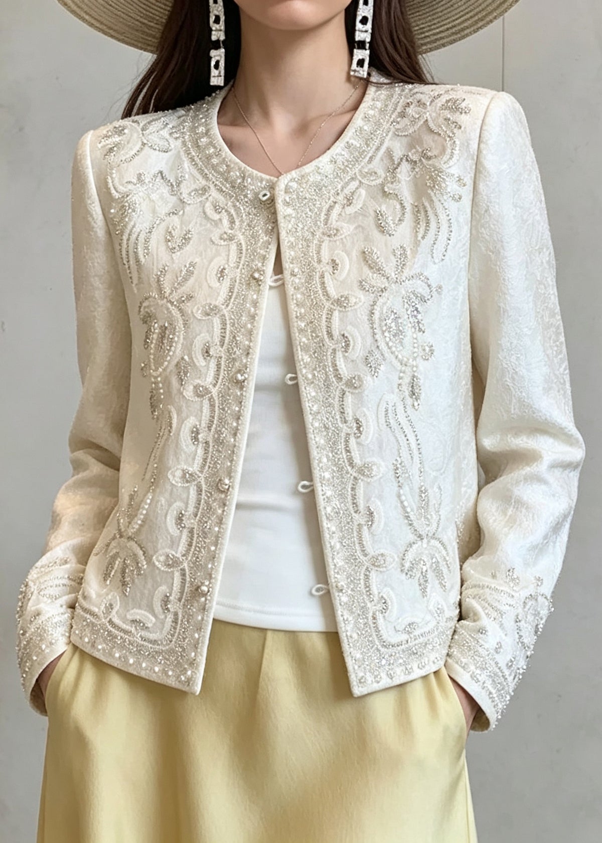 Elegant Beige Embroidered Nail Bead Coats Long Sleeve