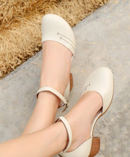 Load image into Gallery viewer, Elegant Black Splicing Buckle Strap Chunky High Heels