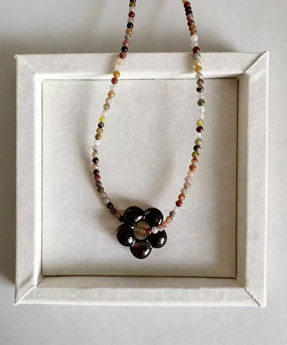 Elegant Colored Glass Natural Stone Flower Beading Pendant Choker