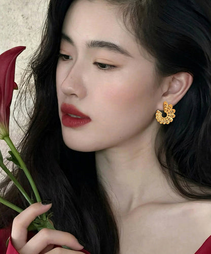 Elegant Golden Hollow Out Fan-shaped Metal Stud Earrings