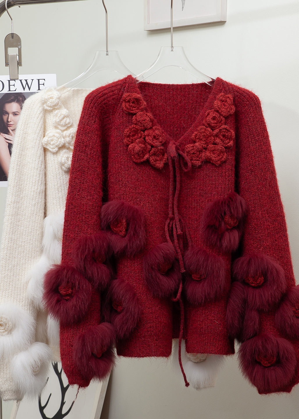Elegant Red Floral Decorated Patchwork Fox Fur Knit Cardigan Winter
