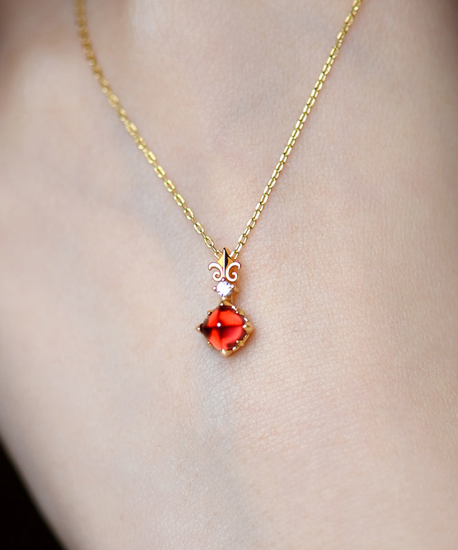 Elegant Red Garnet Adjustable 14K Gold Pendant Necklace