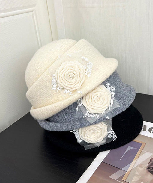 Elegant Stylish Beige Floral Knit Beret Hat