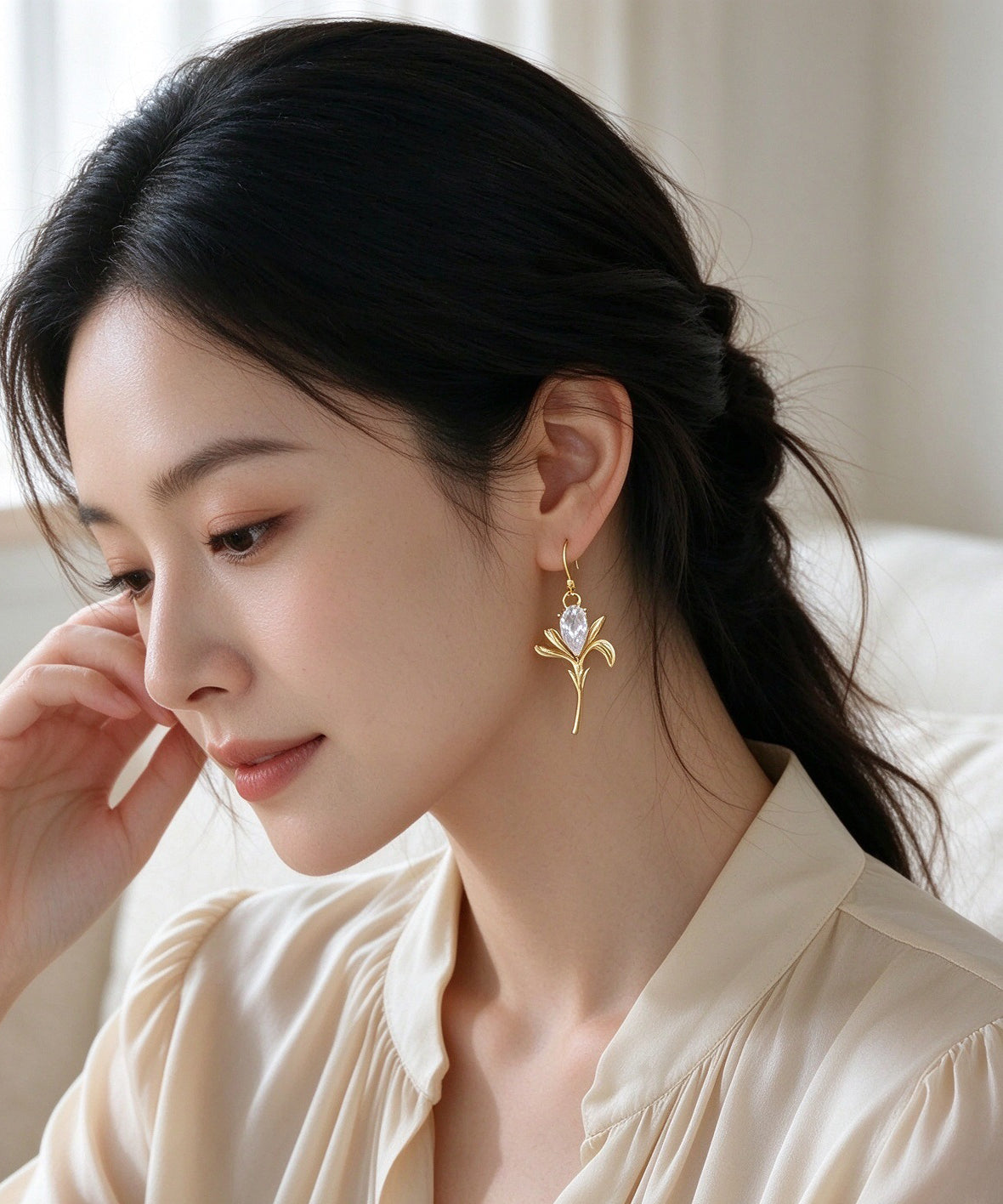 Elegant Stylish Gold Zircon Metal Drop Earrings