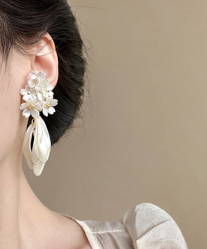 Elegant White Copper Acrylic Pearl Jasmine Tassel Stud Earrings