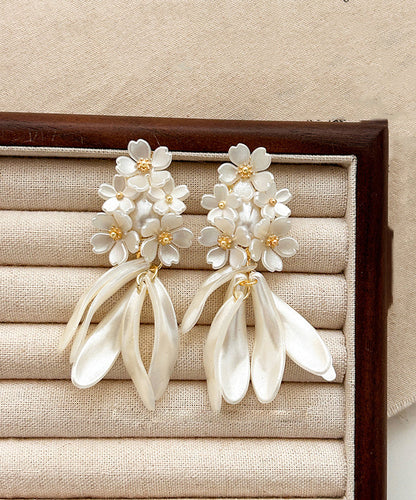 Elegant White Copper Acrylic Pearl Jasmine Tassel Stud Earrings