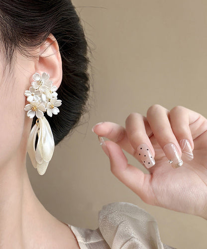 Elegant White Copper Acrylic Pearl Jasmine Tassel Stud Earrings