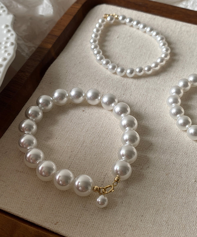 Exquisite 14K Gold Buckle White Pearl Bracelet