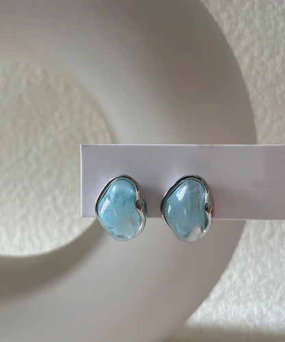Exquisite Mint Blue Amber Asymmetrical Resin Earrings