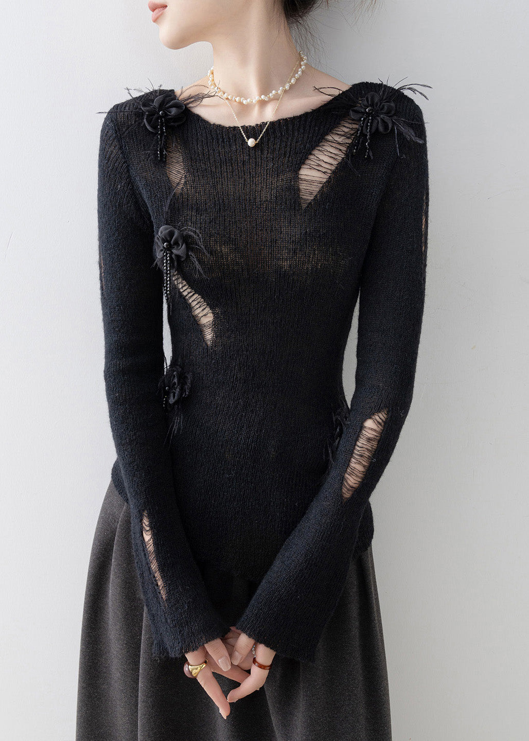 Fashion Black O Neck Tassel Floral Knit Top Spring