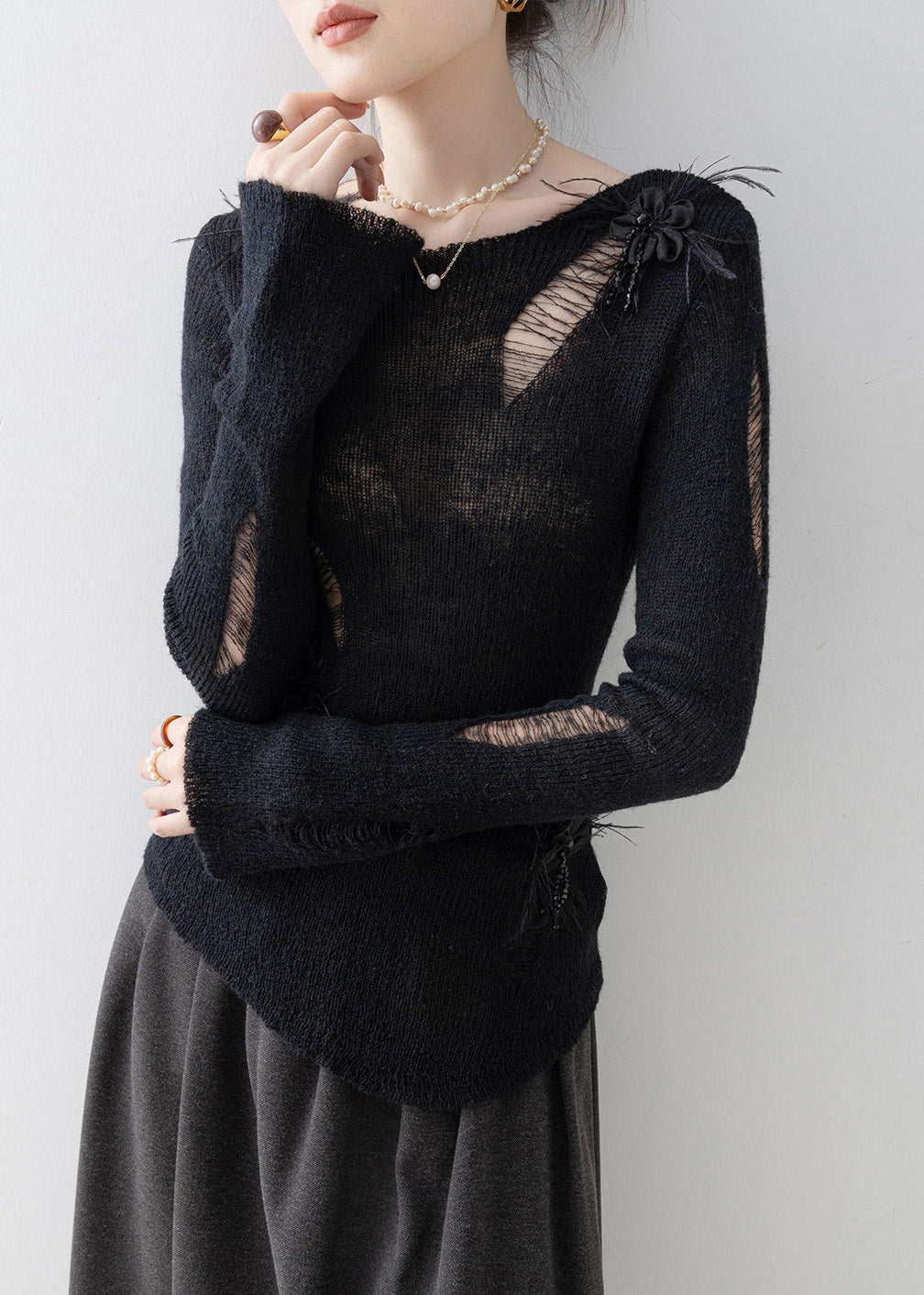 Fashion Black O Neck Tassel Floral Knit Top Spring