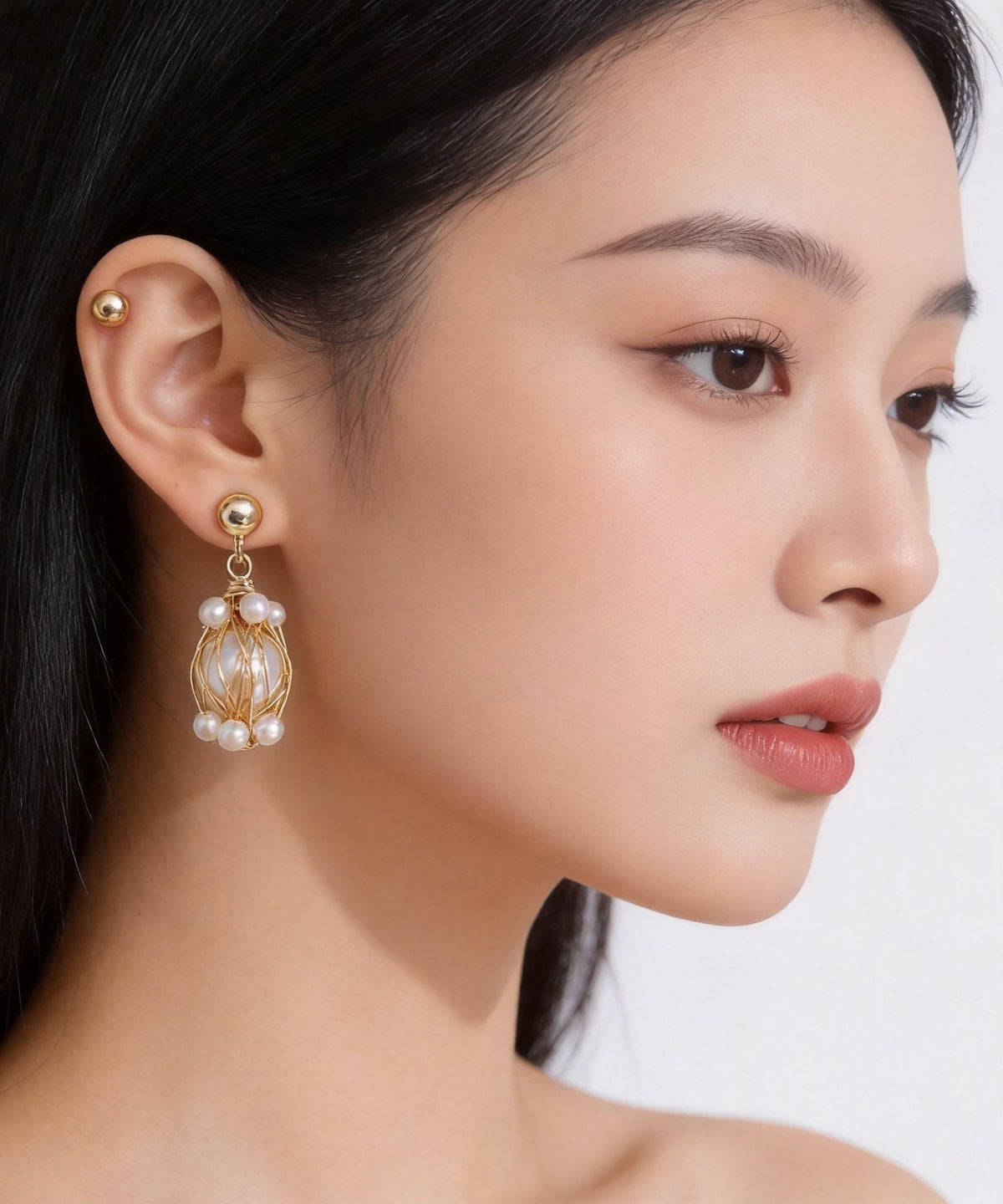Fashion Golden Thread Winding Fine Pearl Drop Earrings