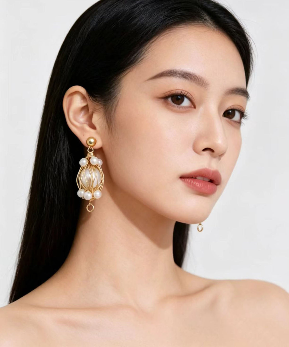 Fashion Golden Thread Winding Fine Pearl Drop Earrings