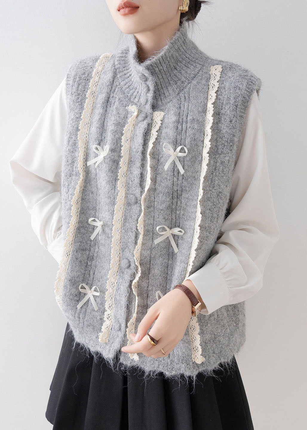 Fashion Grey Stand Collar Lace Patchwork Knit Vest Sleeveless