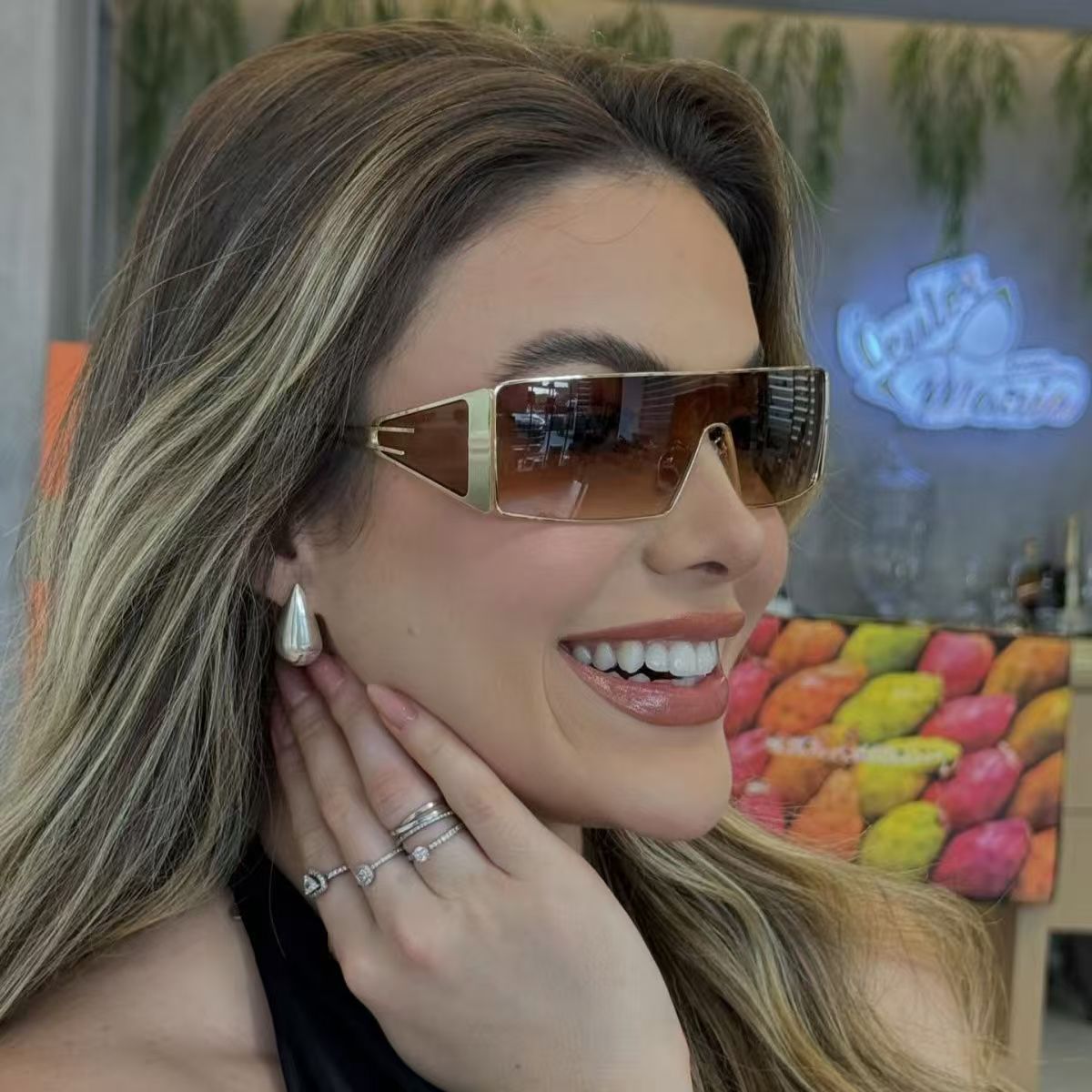 Fashionable New Brown Square One Piece Sunglasses