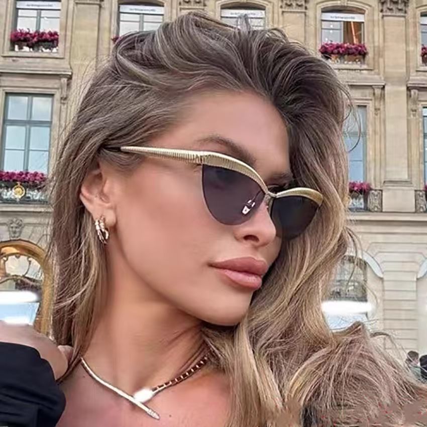 Fashionable New Half Frame Versatile Sunglasses
