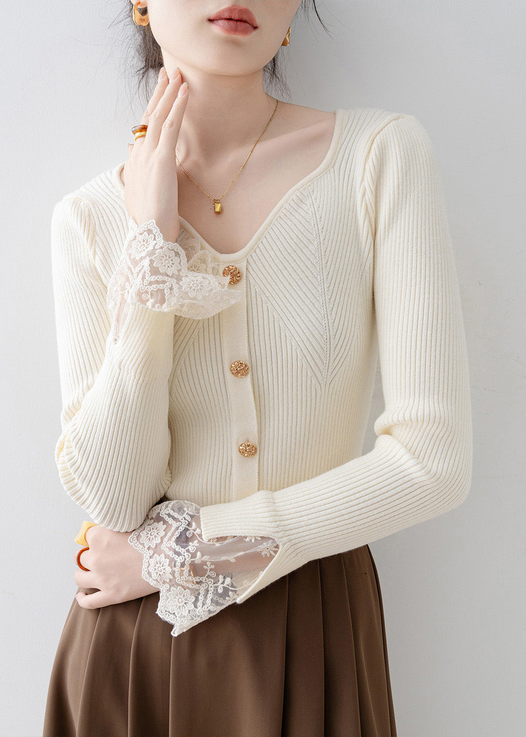 Fine Beige V Neck Lace Patchwork Knit Sweaters Spring