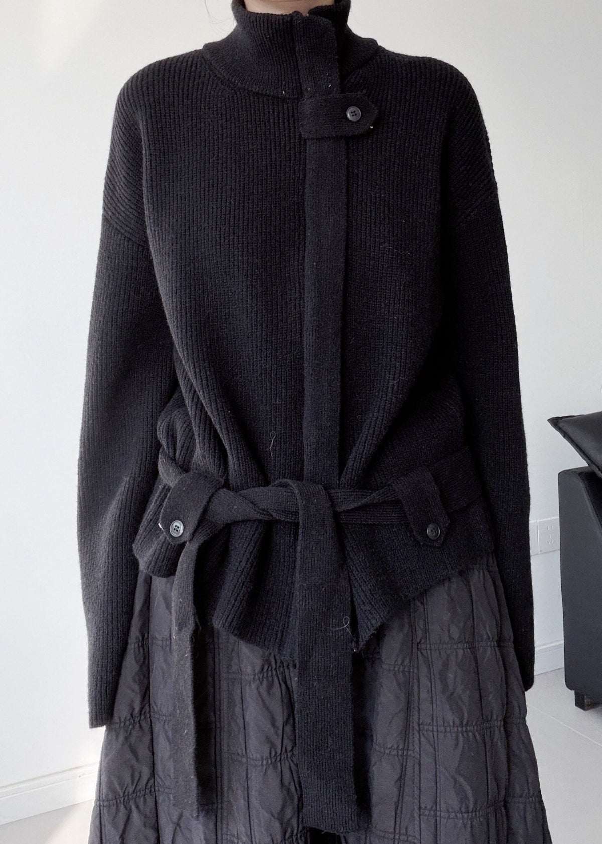 Fine Black Zip Up Tie Waist Knit Cardigan Winter