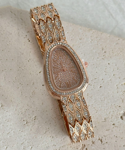 Fine Rose Metal Zircon Quartz Movement Snakelike Watches
