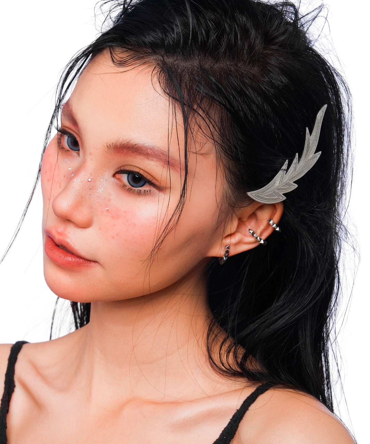 Fine Silk Copper Silver-Plated Feather A Pair Hairpin