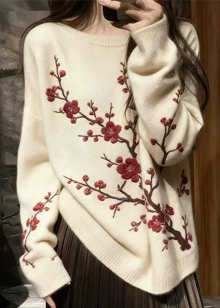 Fine White Embroidered Plum Blossom Knit Short Sweater Winter