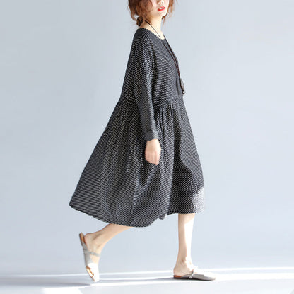 Fine black Midi-length cotton linen dress Loose fitting linen cotton dress vintage long sleeve large hem O neck tunic natural cotton linen dress