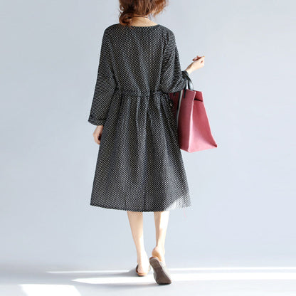 Fine black Midi-length cotton linen dress Loose fitting linen cotton dress vintage long sleeve large hem O neck tunic natural cotton linen dress