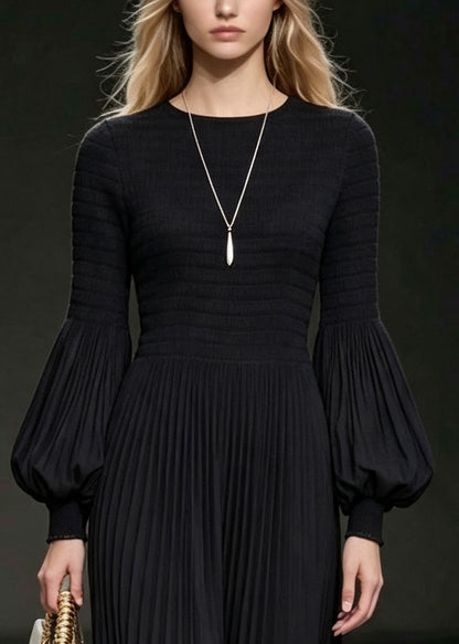 Fitted Black O-Neck Cotton Pleated Dresses Lantern Sleeve