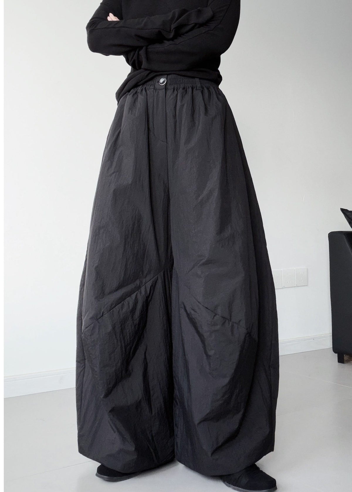 Fitted Black Oversized Pockets Fine Cotton Filled Pants Winter