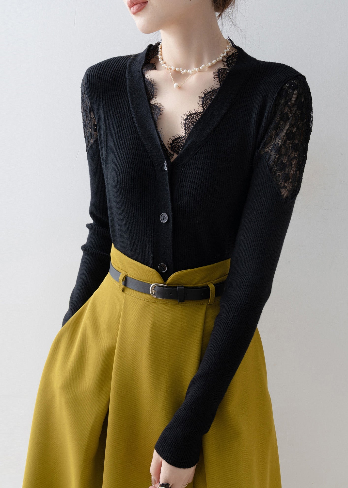 Fitted Black V Neck Lace Patchwork Knit Short Sweater Spring