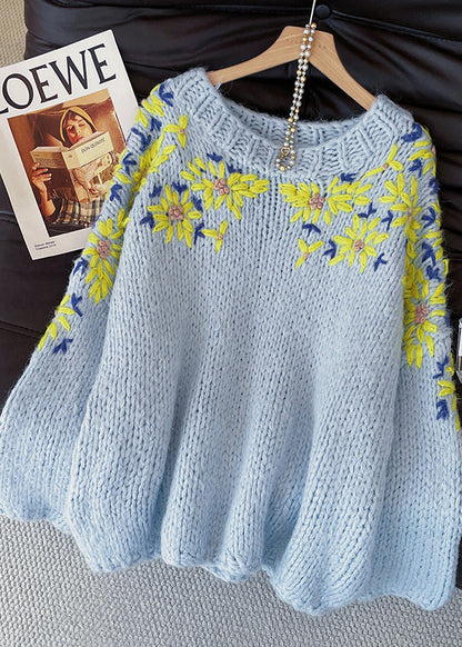 Fitted Blue Embroidered Thick Knitted Tops Fall
