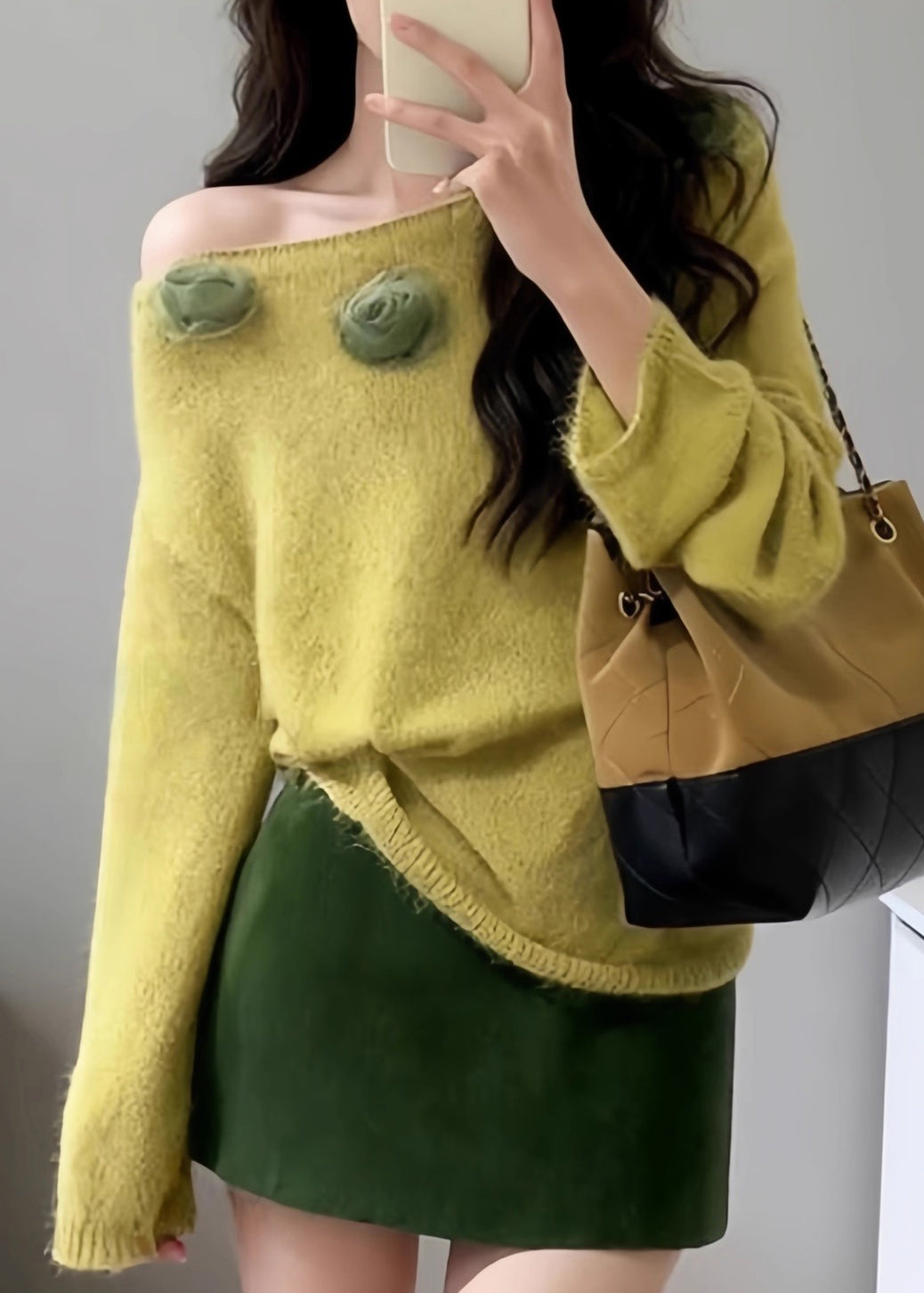 Fitted Yellow Slash Neck Floral Decorated Knit Pullover Spring