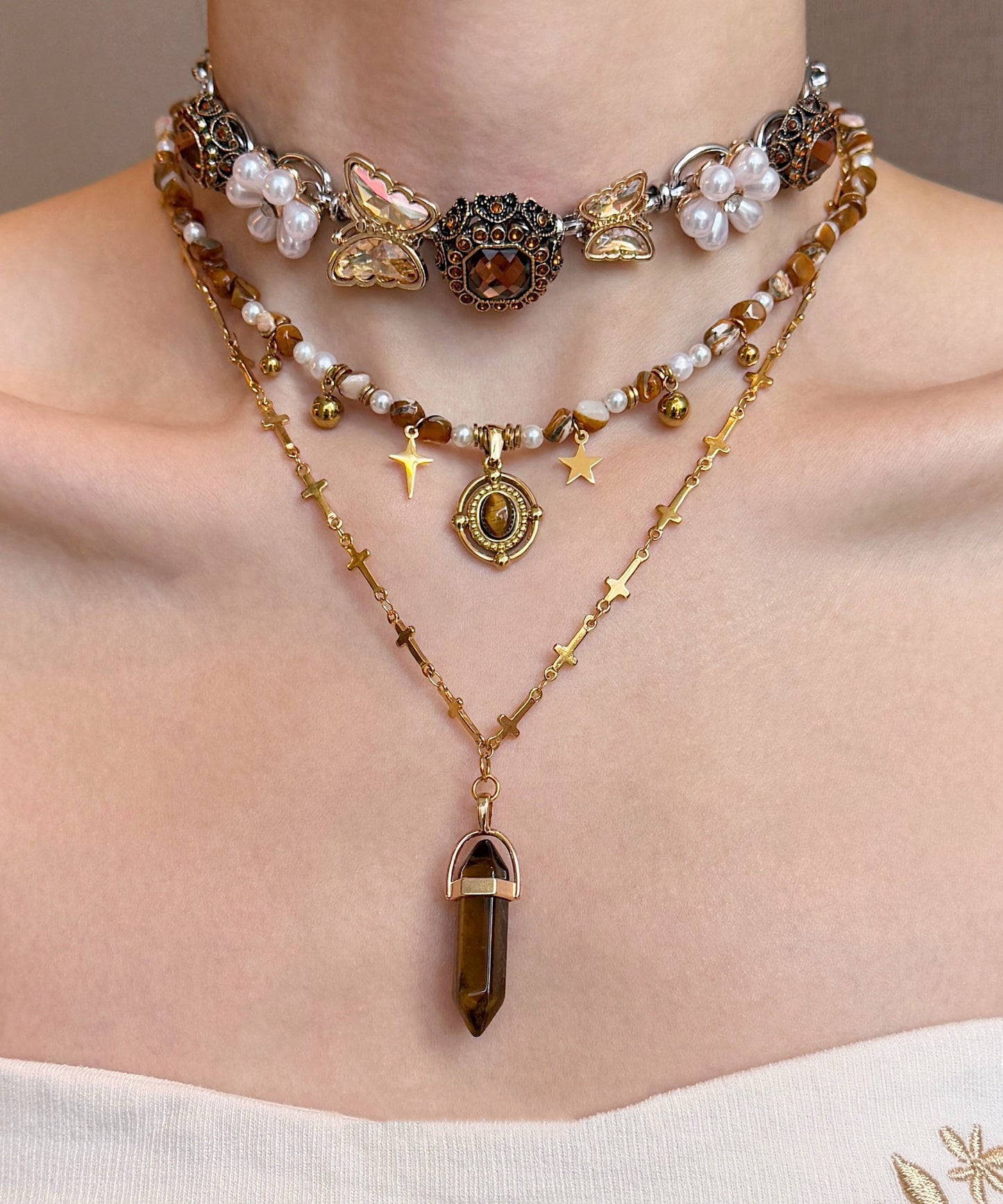 Floral Brown Tiger's Eye Pearl Butterfly Titanium Steel Three Piece Set Pendant Necklace