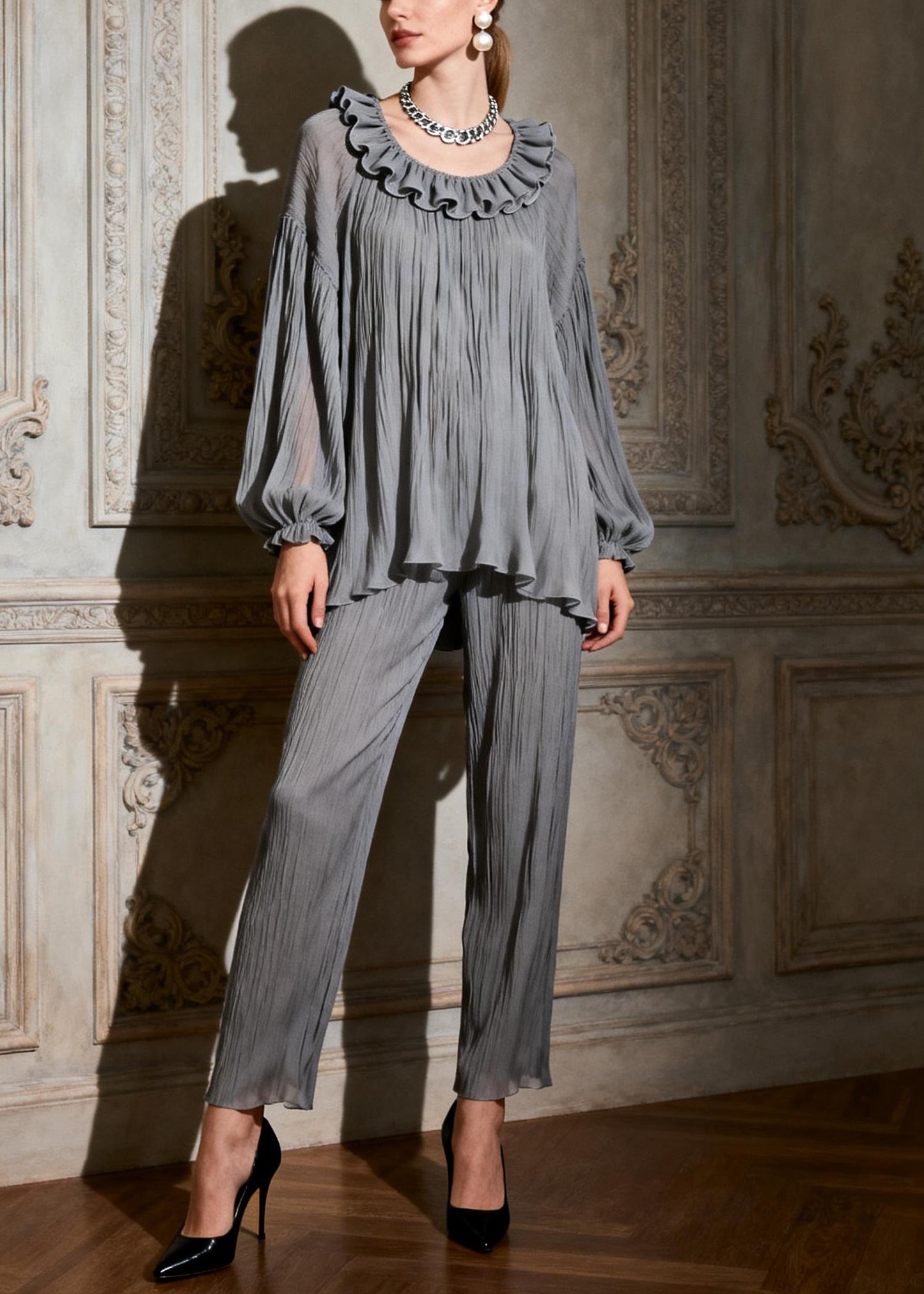 Foggy Gray Ruffled Tops And Crop Pants Two Pieces Set O-Neck Butterfly Sleeve