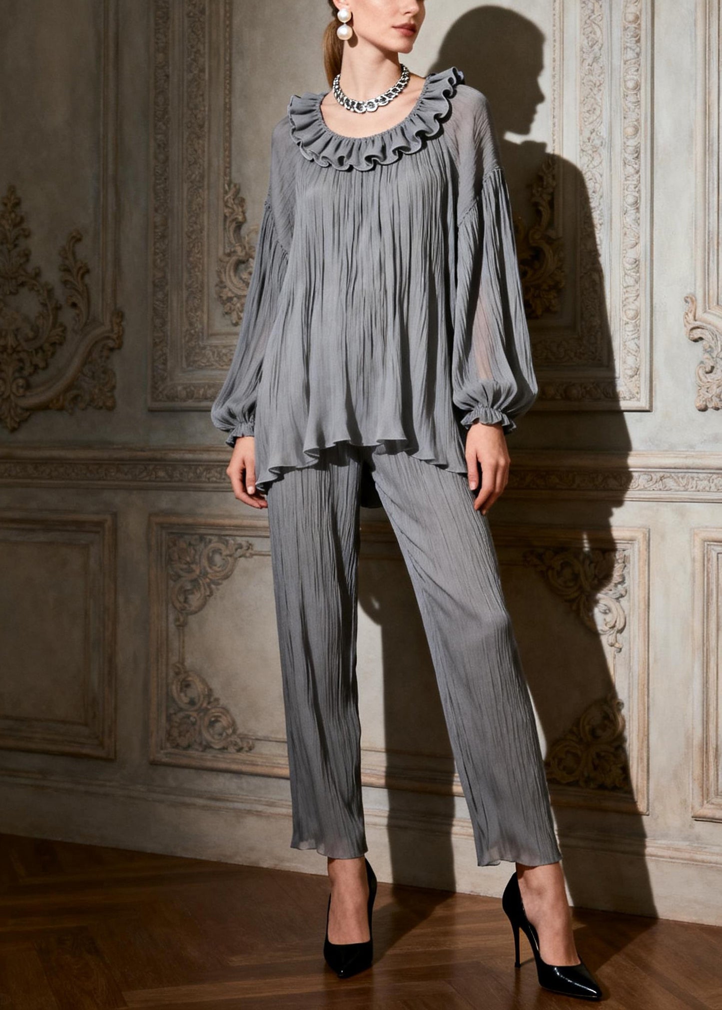 Foggy Gray Ruffled Tops And Crop Pants Two Pieces Set O-Neck Butterfly Sleeve