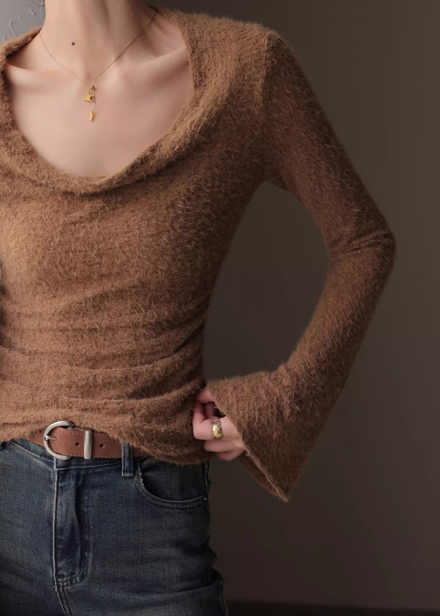 French Apricot Slim Fit Knit Top Flare Sleeve