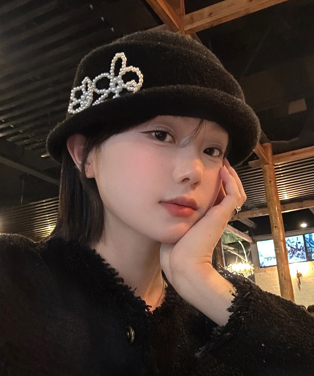 French Elegant Black Pearl Knit Bucket Hat