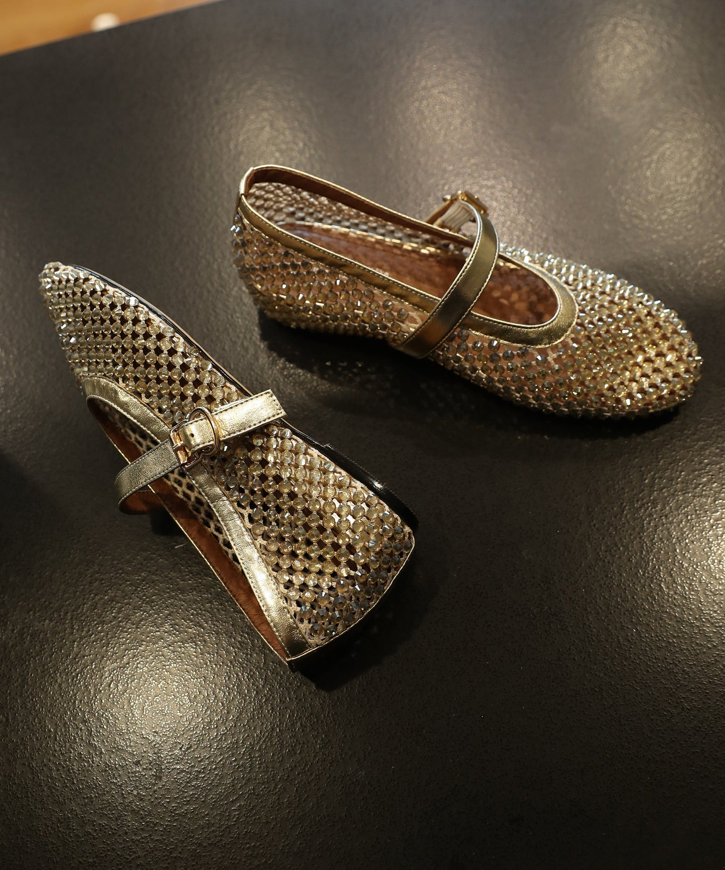 Gold Zircon Splicing Hollow Out Wedge Sandals