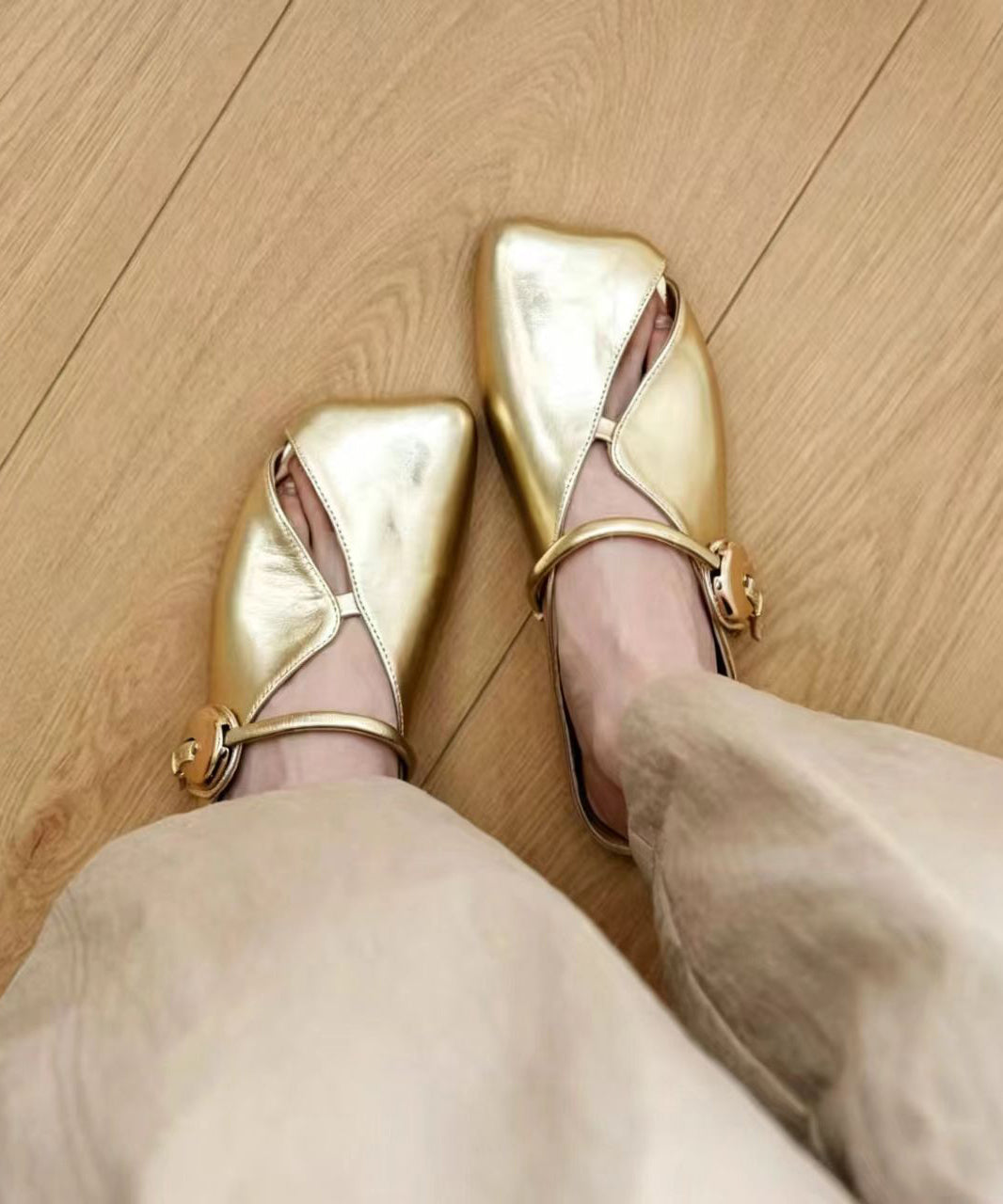 Golden Faux Leather Casual Hollow Out Flip Flops