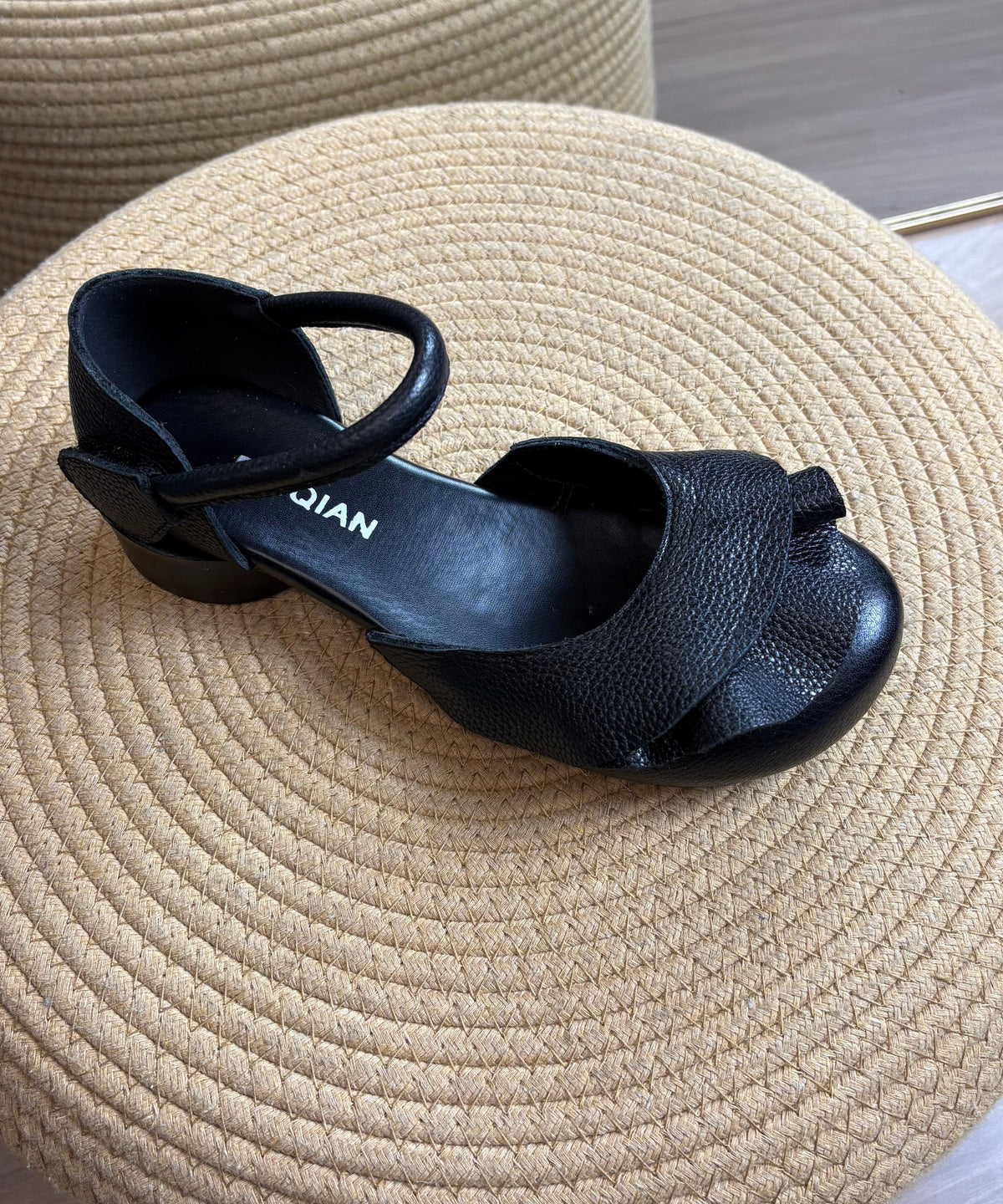 Handmade Buckle Strap Splicing Chunky Sandals Apricot Cowhide Leather