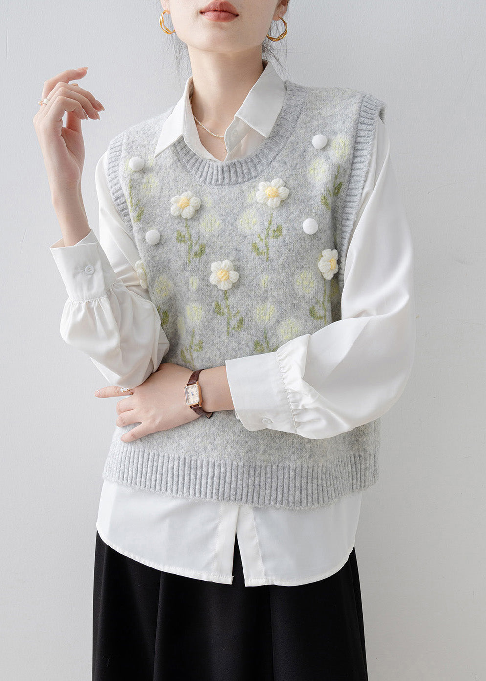 Handmade Light Grey O Neck Floral Knit Vest Sleeveless