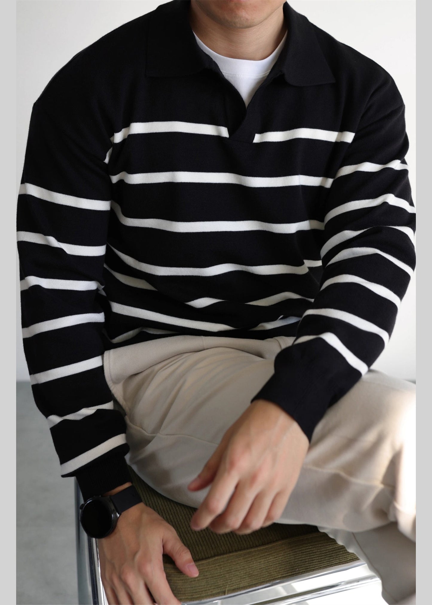 Loose Black Peter Pan Collar Striped Knit Men Sweater Spring