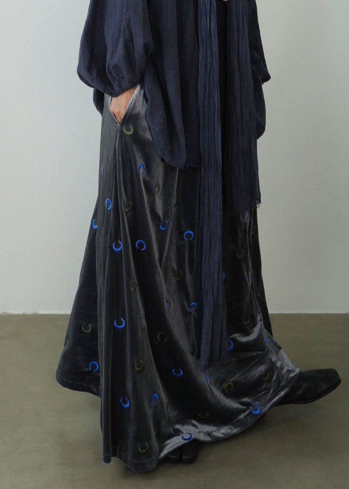 Loose Dark Grey Moon Embroidered High Waist Silk Velvet Maxi Skirt